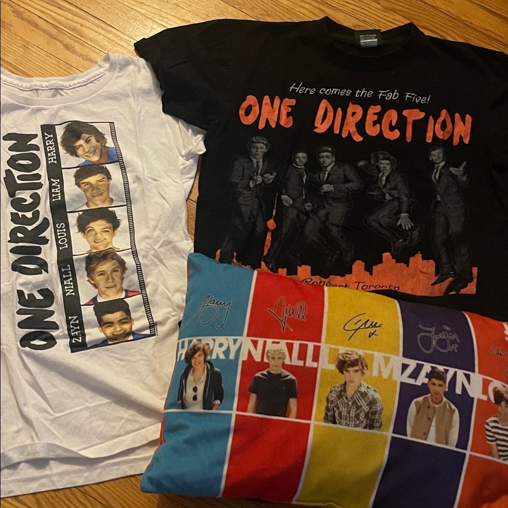 1D Graphic Tees Set - Black, White, Multicolor